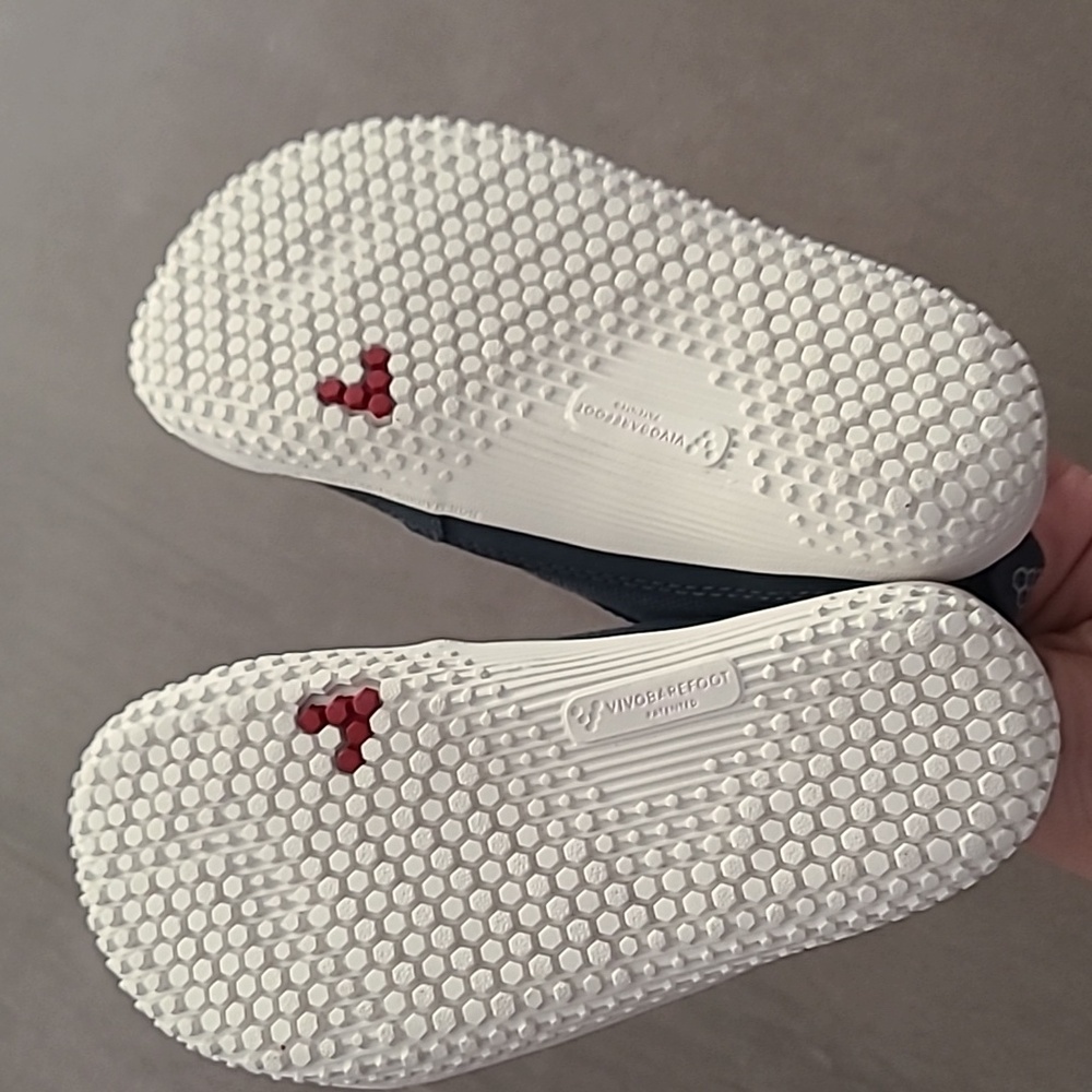 New Vivo Barefoot Kids Sneakers - Navy and White - Picture 4 of 4